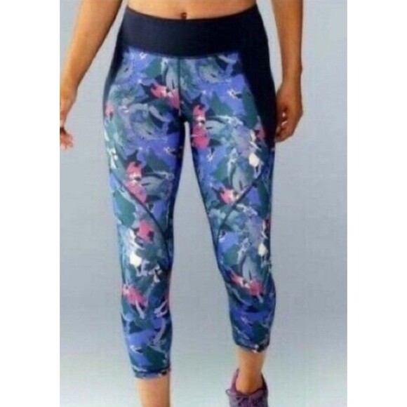 Patagonia - Women's Centered Crop Leggings Abstract Jungle - Size XS - Picture 1 of 10